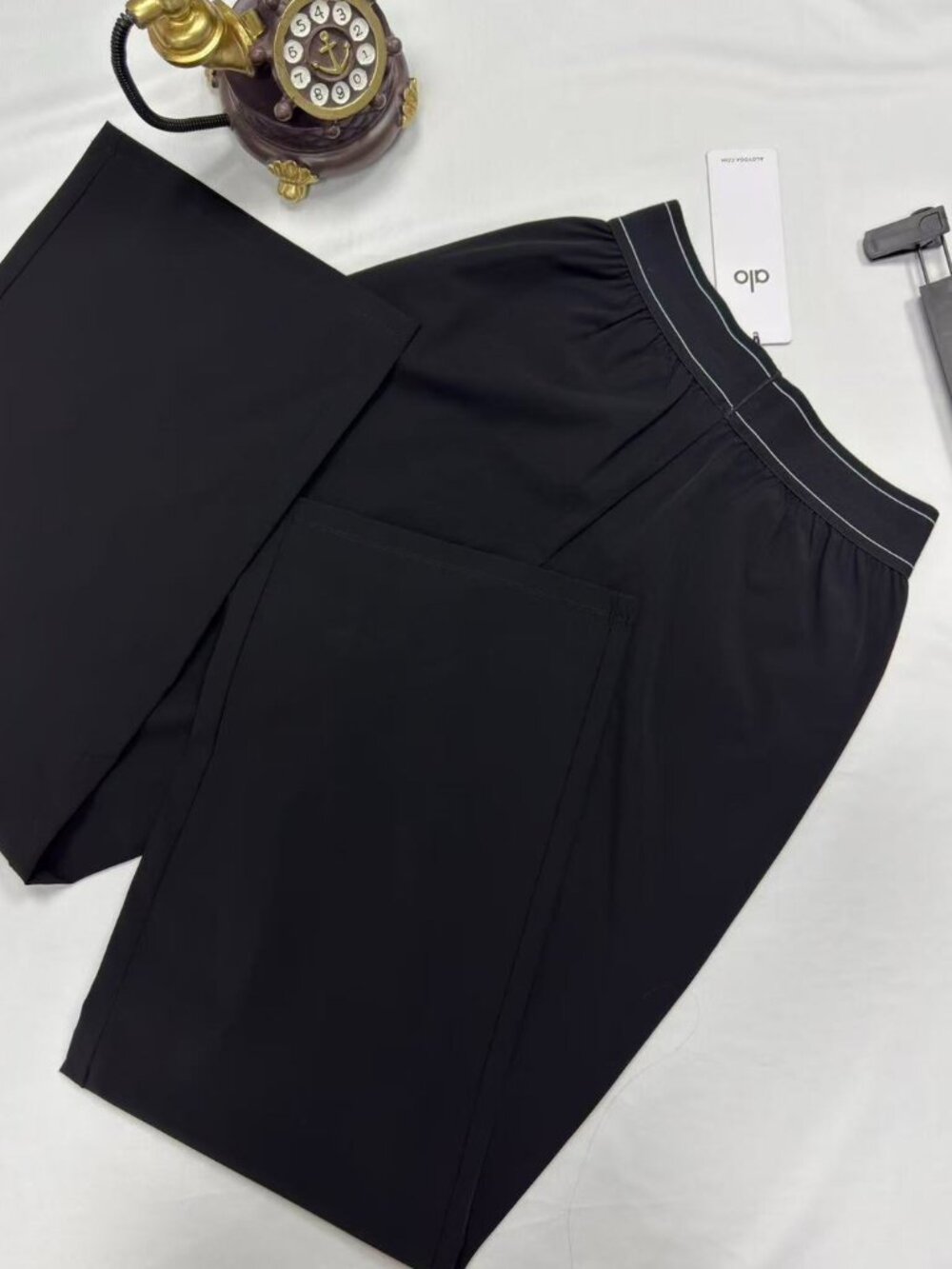 ALO Yoga 🖤 Suit Up Trouser Black NWT Wide Leg 30" Sz M - Picture 4 of 8